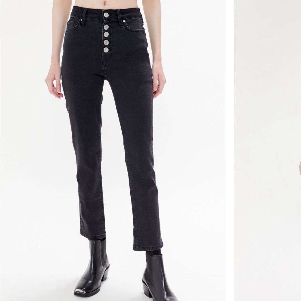 BDG girlfriend high rise button fly jeans size 30